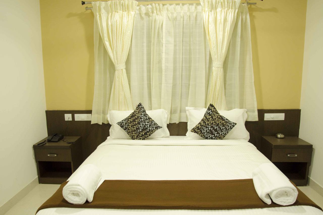 Gemars Comforts Bed & Breakfast Мисор Екстериор снимка